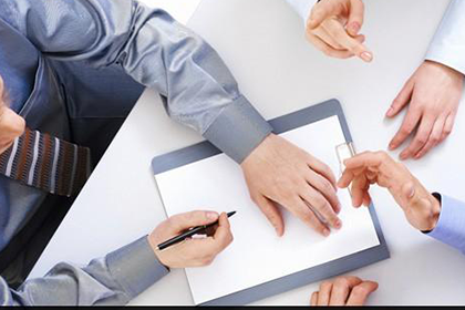 面对民间借贷老赖，无律师费维权如何应对